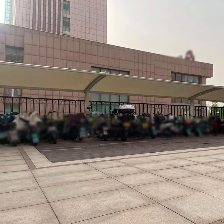 类乌齐县膜结构电动车棚